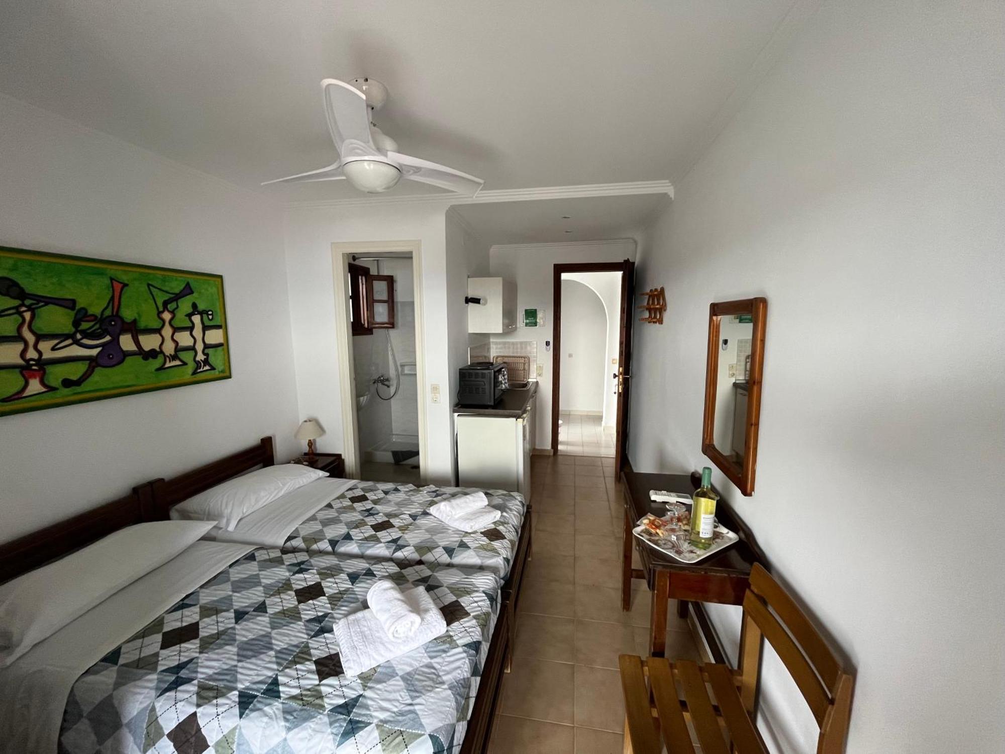 Villa Perris Studios Kassiopi Zewnętrze zdjęcie